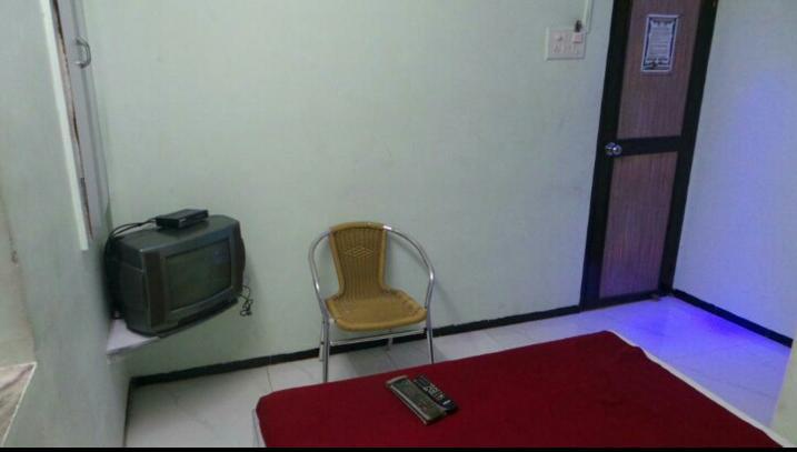 New Metro Guest House مومباي المظهر الخارجي الصورة